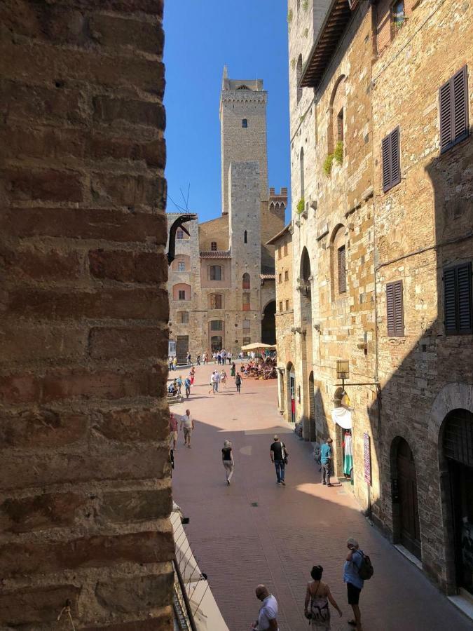Casa Bella San Gimignano Centre Apartment Bagian luar foto